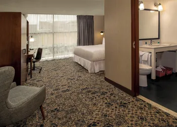 Four Points by Sheraton Philadelphia City Center hotel thumbnail 6