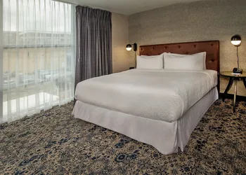 Four Points by Sheraton Philadelphia City Center hotel thumbnail 7