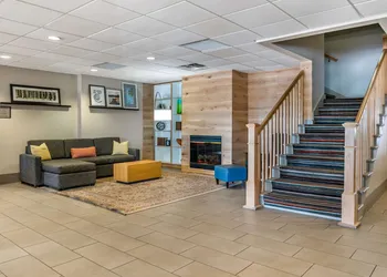 Country Inn & Suites by Radisson, Rossford - Toledo South hotel thumbnail 3
