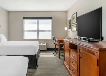 Country Inn & Suites by Radisson, Rossford - Toledo South hotel thumbnail 7