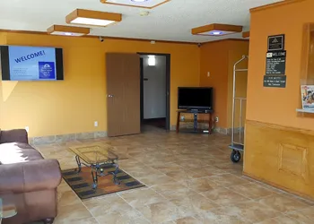 Americas Best Value Inn & Suites Nevada hotel thumbnail 4