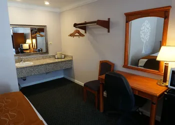 Journey Inn hotel thumbnail 5