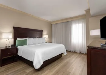 Hawthorn Extended Stay by Wyndham West Palm Beach Airport hotel thumbnail 6
