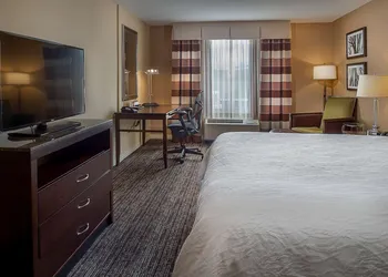 Hilton Garden Inn St. Louis Airport hotel thumbnail 4