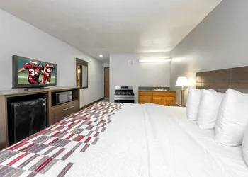 Red Roof Inn Culpeper hotel thumbnail 6