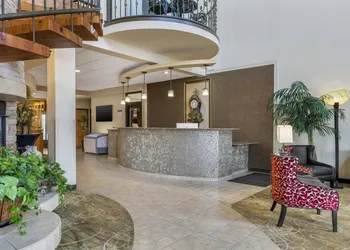Best Western Plus Swiss Chalet Hotel & Suites hotel thumbnail 3