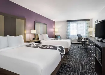 La Quinta Inn & Suites by Wyndham Pocatello hotel thumbnail 6