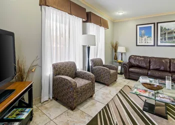 Quality Inn & Suites - Granbury hotel thumbnail 3