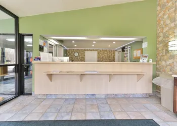 Mentor Home Inn hotel thumbnail 4