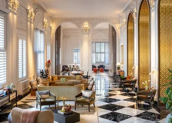 Hotel Washington hotel thumbnail 2