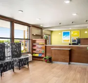 Days Inn by Wyndham Paris hotel detail image 3