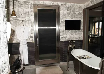 Soho Grand Hotel hotel thumbnail 6