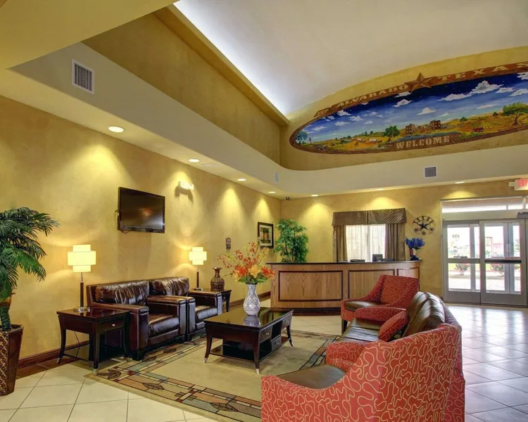 Comfort Inn & Suites Alvarado hotel detail image 6