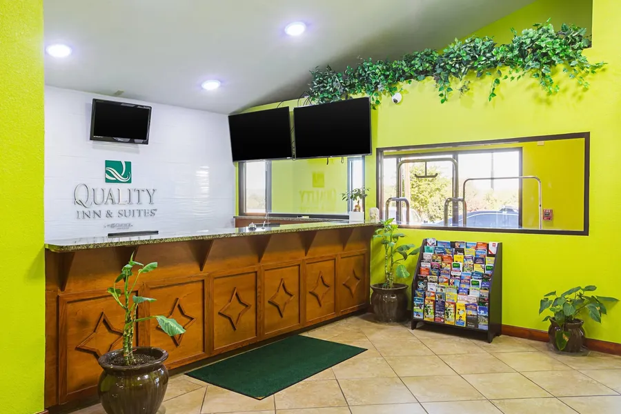 Quality Inn & Suites near Six Flags East hotel detail image 2