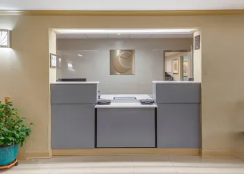Comfort Inn Greensboro - Kernersville hotel thumbnail 2