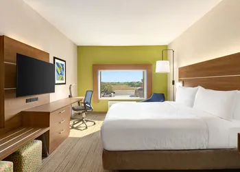Holiday Inn Express Hotel & Suites Mission-McAllen Area by IHG hotel thumbnail 8