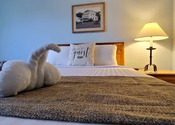 Amish Inn hotel thumbnail 8