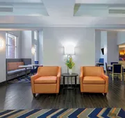 Hampton Inn & Suites Tallahassee I-10/Thomasville Road, FL hotel detail image 4