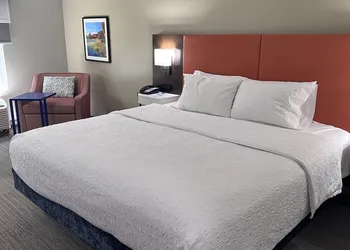 Hampton Inn & Suites Tallahassee I-10/Thomasville Road, FL hotel thumbnail 6