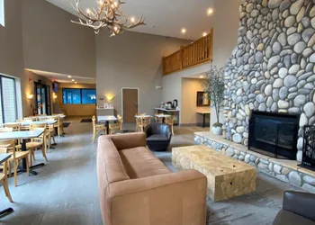 Beachfront Hotel hotel thumbnail 2