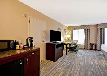 Hilton Garden Inn Ridgefield Park hotel thumbnail 6