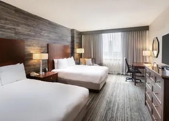 DoubleTree by Hilton Hotel & Suites Houston by the Galleria hotel thumbnail 8