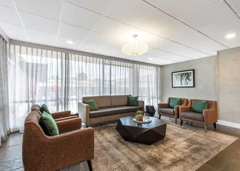 Best Western Plus Laurel hotel thumbnail 3