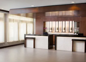 DoubleTree Hotel Baltimore - BWI Airport hotel thumbnail 3