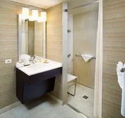DoubleTree Hotel Baltimore - BWI Airport hotel detail image 7