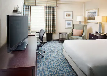 DoubleTree Hotel Baltimore - BWI Airport hotel thumbnail 8