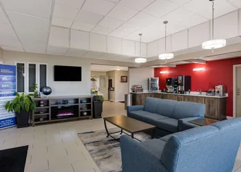 SureStay Hotel by Best Western Higginsville hotel thumbnail 2
