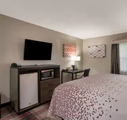 SureStay Hotel by Best Western Higginsville hotel detail image 4