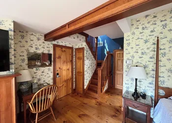 Windham Hill Inn hotel thumbnail 6