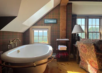 Windham Hill Inn hotel thumbnail 8