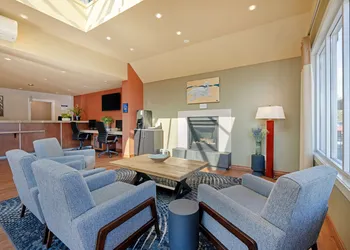 Best Western Plus Emerald Isle Hotel hotel thumbnail 5