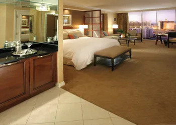 The Signature at MGM Grand (All Suites) hotel thumbnail 8