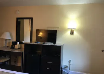 Atlantic Motor Inn hotel thumbnail 4