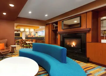Fairfield Inn & Suites Midland hotel thumbnail 3