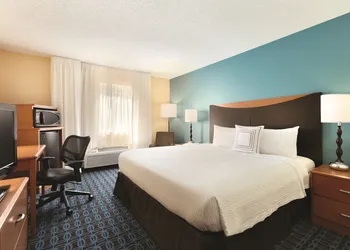 Fairfield Inn & Suites Midland hotel thumbnail 6