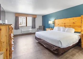 Studio 6 Suites Butte, MT – I-90 / I-15 hotel thumbnail 7