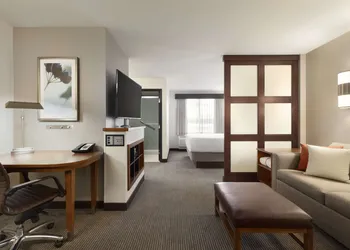 Hyatt Place Portland Airport hotel thumbnail 6