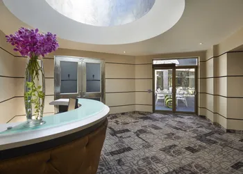 White Oaks Resort & Spa hotel thumbnail 4