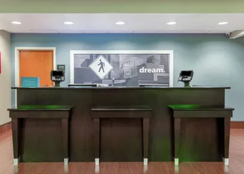 Hampton Inn Richmond - South hotel thumbnail 2