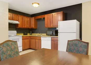Hawthorn Extended Stay by Wyndham Cincinnati/Sharonville hotel thumbnail 5