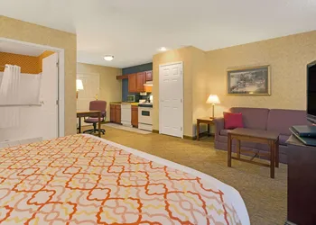 Hawthorn Extended Stay by Wyndham Cincinnati/Sharonville hotel thumbnail 7