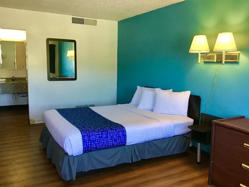Travelodge Inn & Suites by Wyndham Missoula University Park hotel detail image 6