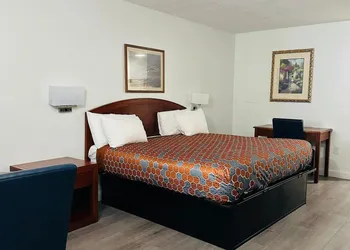 Hampton Motor Inn hotel thumbnail 2