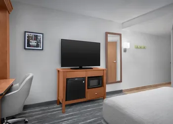 Hampton Inn Pittsburgh/Greentree hotel thumbnail 6