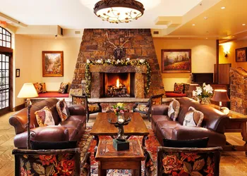 Tivoli Lodge hotel thumbnail 3