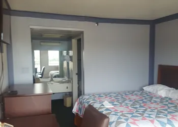 Travel Inn hotel thumbnail 4
